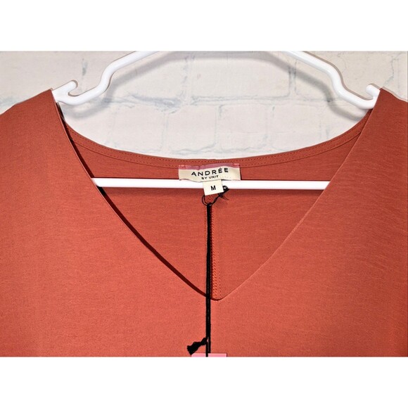 NWT Andree By Unit 3/4 Sleeve Scalloped Top M Coral Salmon Colored Blouse - Picture 5 of 8